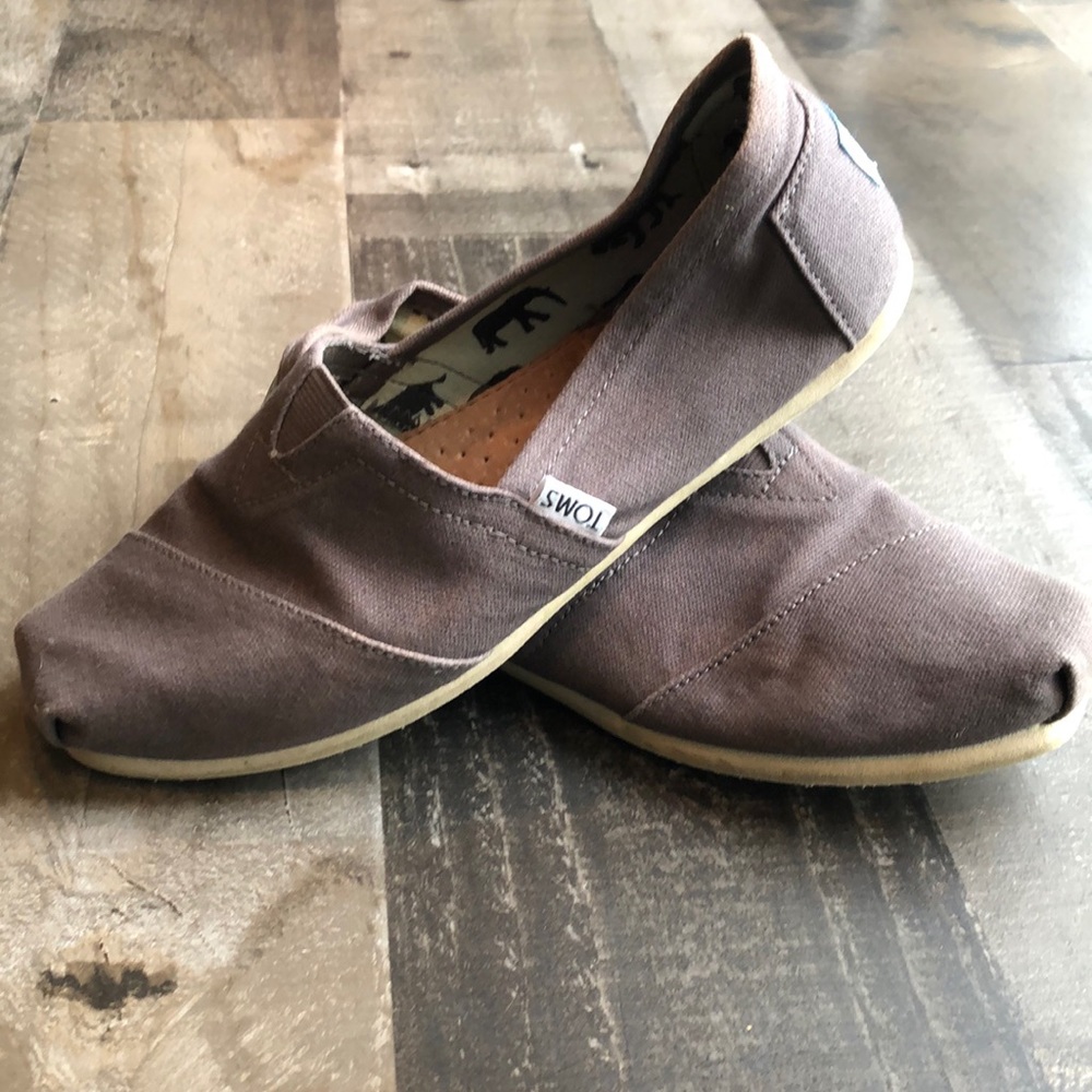 Toms slip on canvas shoes